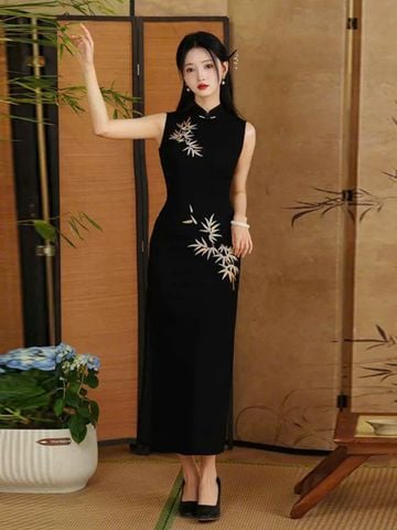  SƯỜN XÁM ĐEN DÀI THÊU HOA 