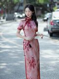  SƯỜN XÁM LỤA DÀI HỒNG MẶC 