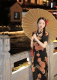  SƯỜN XÁM DÀI TRẦM HOA ẢNH 