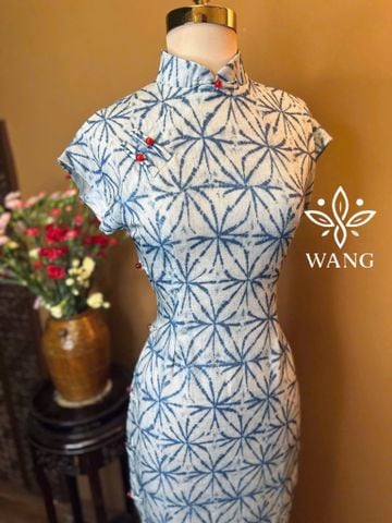  SƯỜN XÁM DÀI HOA TRANH 