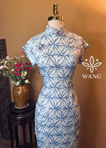  SƯỜN XÁM DÀI HOA TRANH 