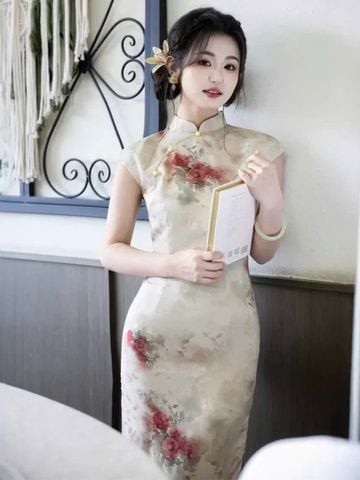  SƯỜN XÁM DÀI BẠCH HỒNG Ý 