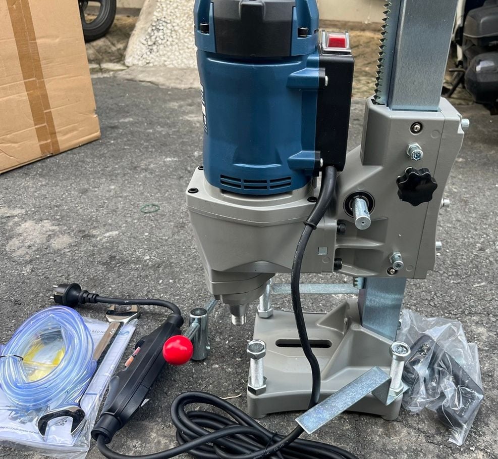  Máy Khoan Rút Lõi Dongcheng DZZ02-130 1800W 