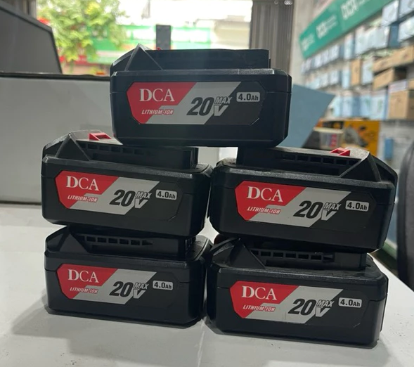 Pin Dongcheng 4.0Ah, Pin 4A DCA, Pin 20V 4A Dùng Chung Máy Dongcheng & DCA, Tặng Bộ Chuyển Chân Makita 21V