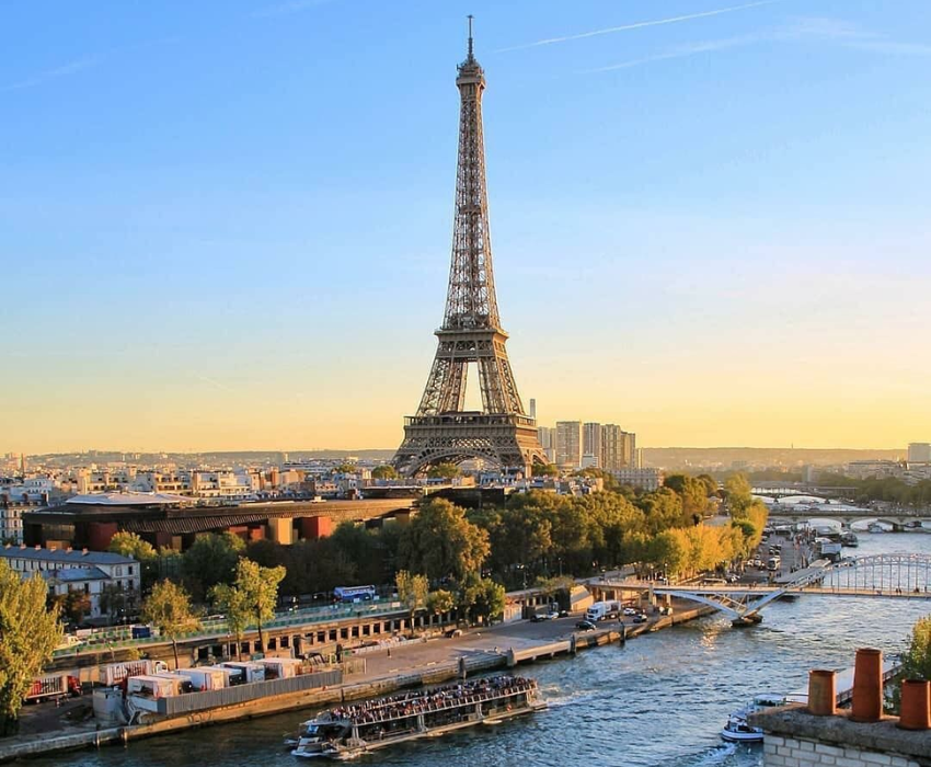  PHÁP – THUỴ SỸ – Ý 10N9Đ  | BAY VIETNAM AIRLINES 