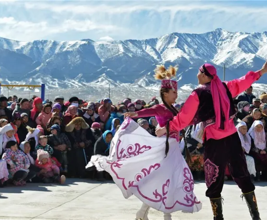  TÂN CƯƠNG 9N8Đ | BAY AIR CHINA 