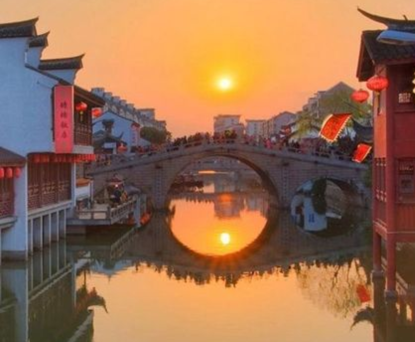  DISNEYLAND - THƯỢNG HẢI – TÔ CHÂU – VÔ TÍCH Ô TRẤN – HÀNG CHÂU 5N4Đ | BAY VIETNAM AIRLINES 