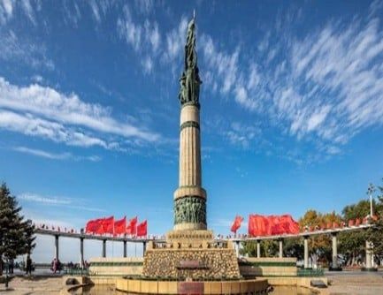  CÁP NHĨ TÂN – LÀNG HƯƠNG TUYẾT – MẪU ĐƠN GIANG – THẾ GIỚI BĂNG TUYẾT – TRÙNG KHÁNH “LỄ HỘI BĂNG ĐĂNG QUỐC TẾ” 8N7Đ |  BAY AIR CHINA 