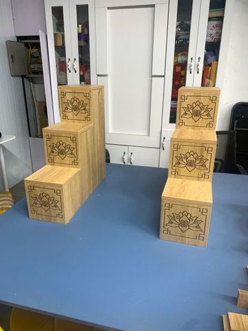 Bậc tam cấp bàn thờ thần tài vân gỗ GP422