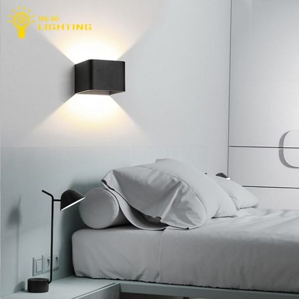  Đèn Hắt Tường Hình Hộp TNT32/TNT33–Vàng 