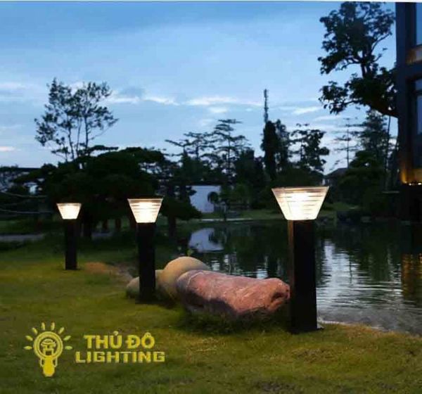  Đèn Cột Sân Vườn Năng Lượng mặt trời MT SV9 