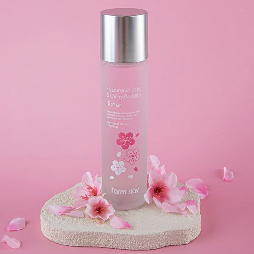  Farmstay Hyaluronic Acid & Cherry Blossom Toner 