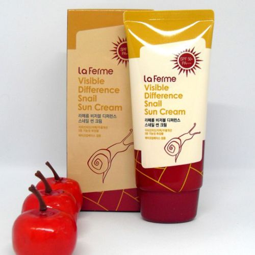  Farmstay visible difference snail sun cream 