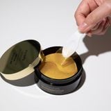  Mặt nạ mắt giảm nhăn tái tạo da Vàng 24k Farmstay 24K Gold & Peptide solution ampoule eye patch 