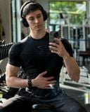 GYMSHARK Element Baselayer T-SHIRTS / Black 