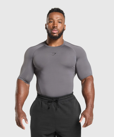  GYMSHARK Element Baselayer T-SHIRTS / Dark Grey 