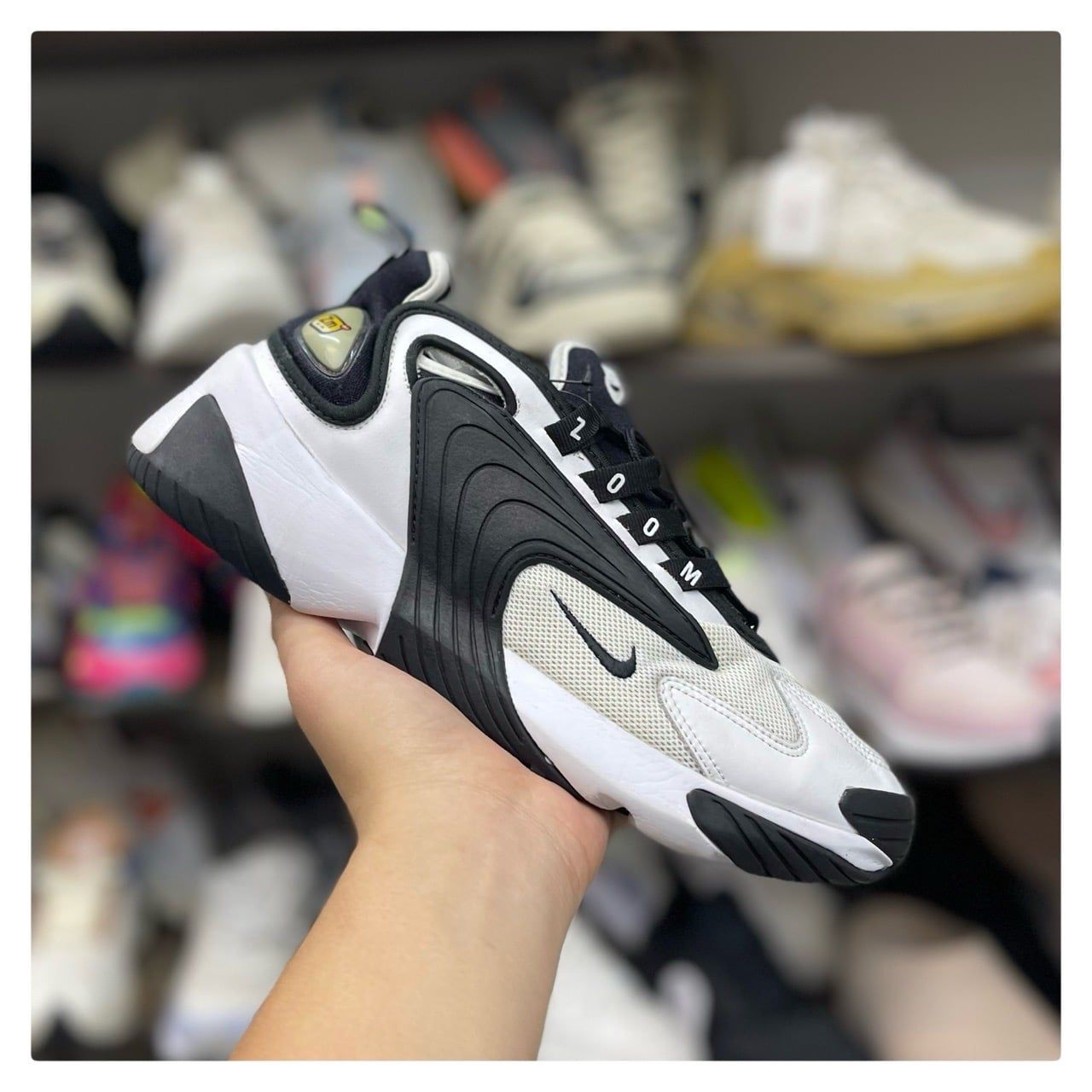 white & black zoom 2k sneakers