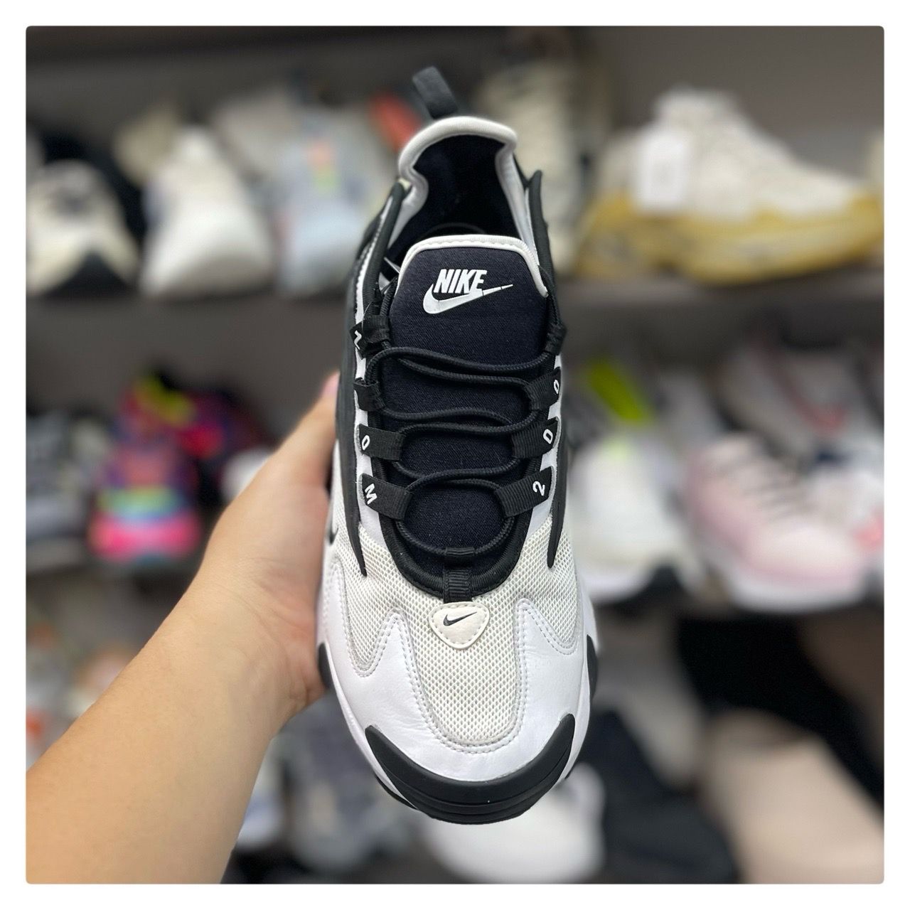 white & black zoom 2k sneakers