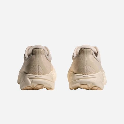  Giày Chạy Bộ Nữ Hoka Arahi 8 Wide Road - Birch/ Alabaster 