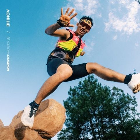  Vest Nước Chạy Bộ Aonijie C9116 Trail Running 10L - Hồng 