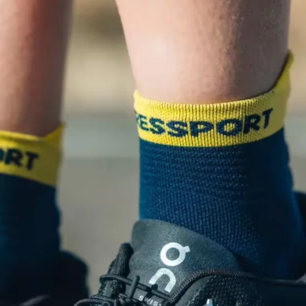  Vớ thể thao chạy bộ Compressport Pro Racing Socks v4.0 Run Low - (Blues/Green Sheen) 