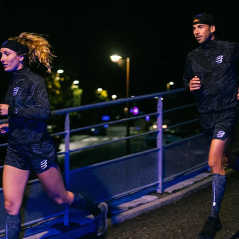  Nón Chạy Bộ Compressport 5 Panel Light Cap - BLACK/AURORA 