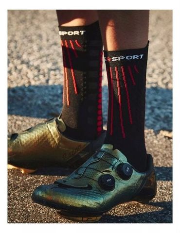 Vớ Thể Thao Compressport Aero Socks - Black/Red 