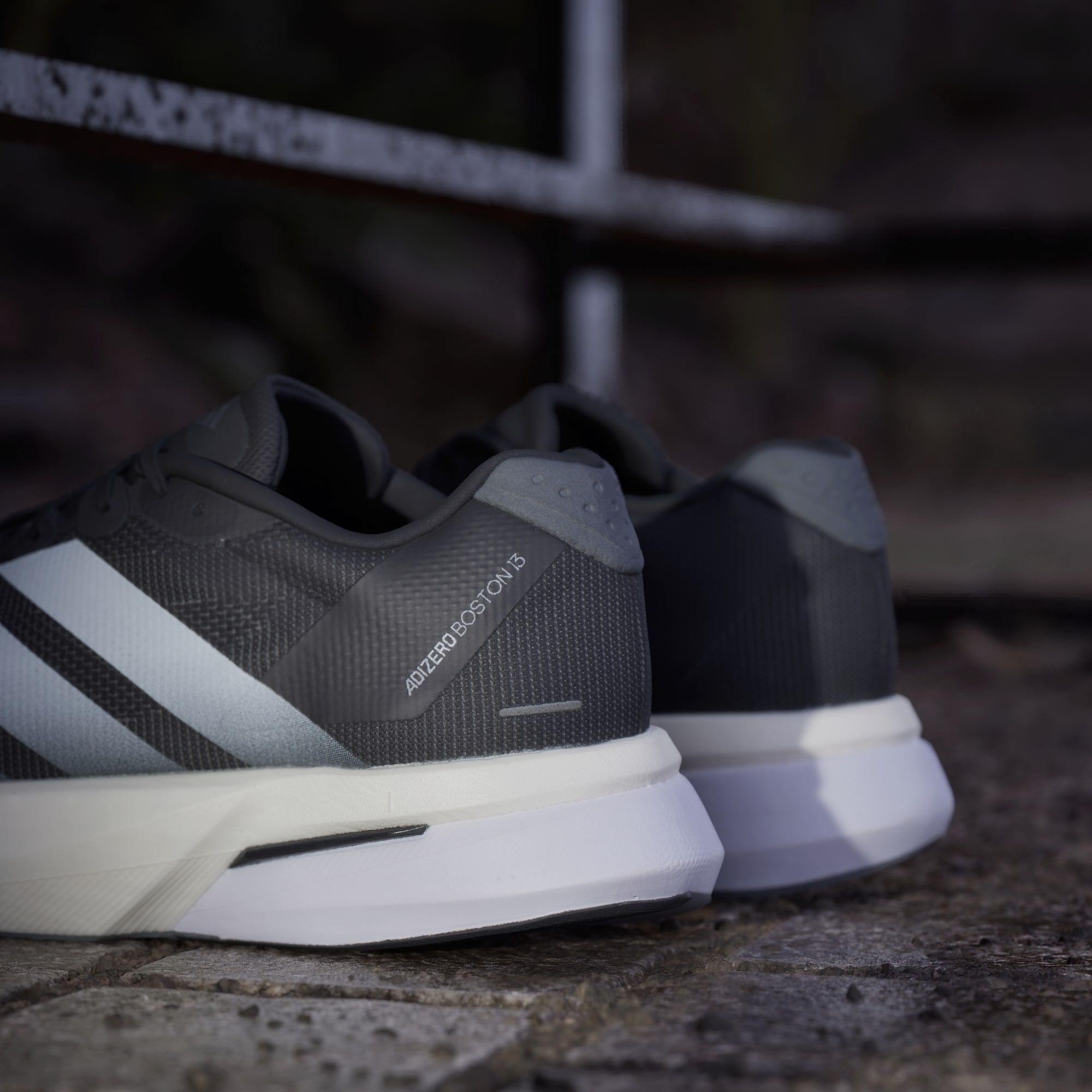  Giày Chạy Bộ Nam ADIDAS Adizero Boston 13 - Core Black/ Ftwr White/ Grey Five 