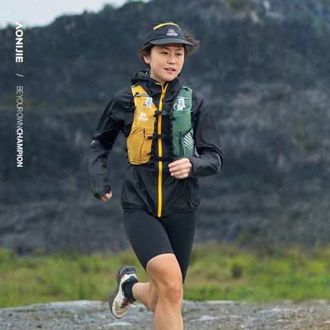  Vest Nước Chạy Bộ Aonijie C9116 Trail Running 10L - Xanh Lá Vàng 