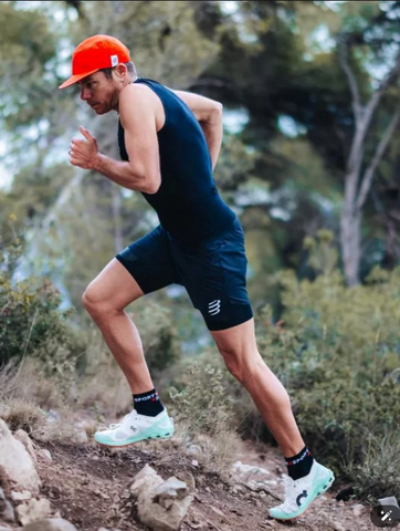  Vớ thể thao Compressport Ultra Trail Low Socks T2 BLACK/RED 