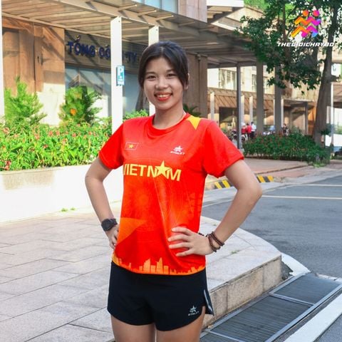  Áo Chạy Bộ T-shirt Athlet Nữ Thoáng Mát, Nhanh Khô - Việt Nam 