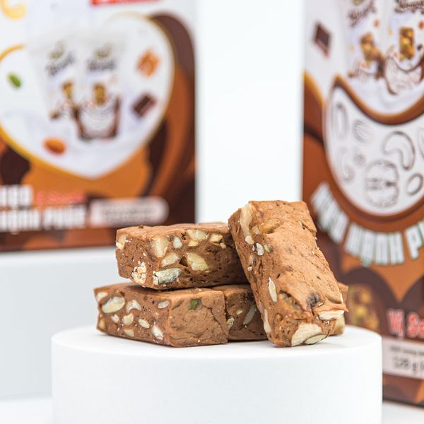  Kẹo Hạnh Phúc (Nougat) Faminuts Hộp giấy 128g - Vị Socola 