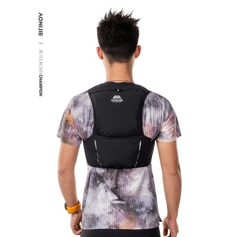  Vest Nước Chạy Bộ Aonijie MB Dung Tích 8L - Đen 