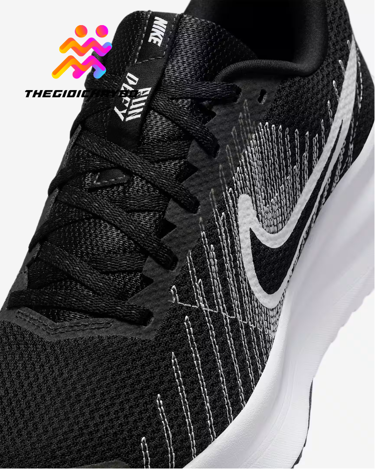  Giày Chạy Bộ Nữ Nike Run Defy Road Running - Black / White 
