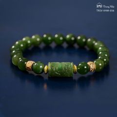 Vòng ngọc bích charm vàng om mani