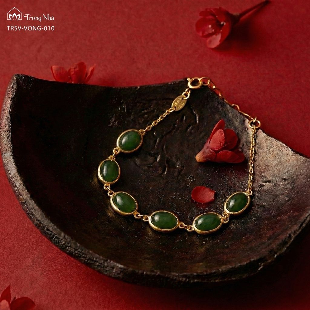 Lắc vàng Tĩnh Trong Động - Ngọc bích khắc Om mani padme hum ( VONG 010 )