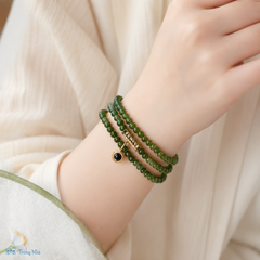 Vòng Diệu Tâm - đá 4 li cuốn 3 charm trụ Om Mani Padme Hum (  VHM 152)