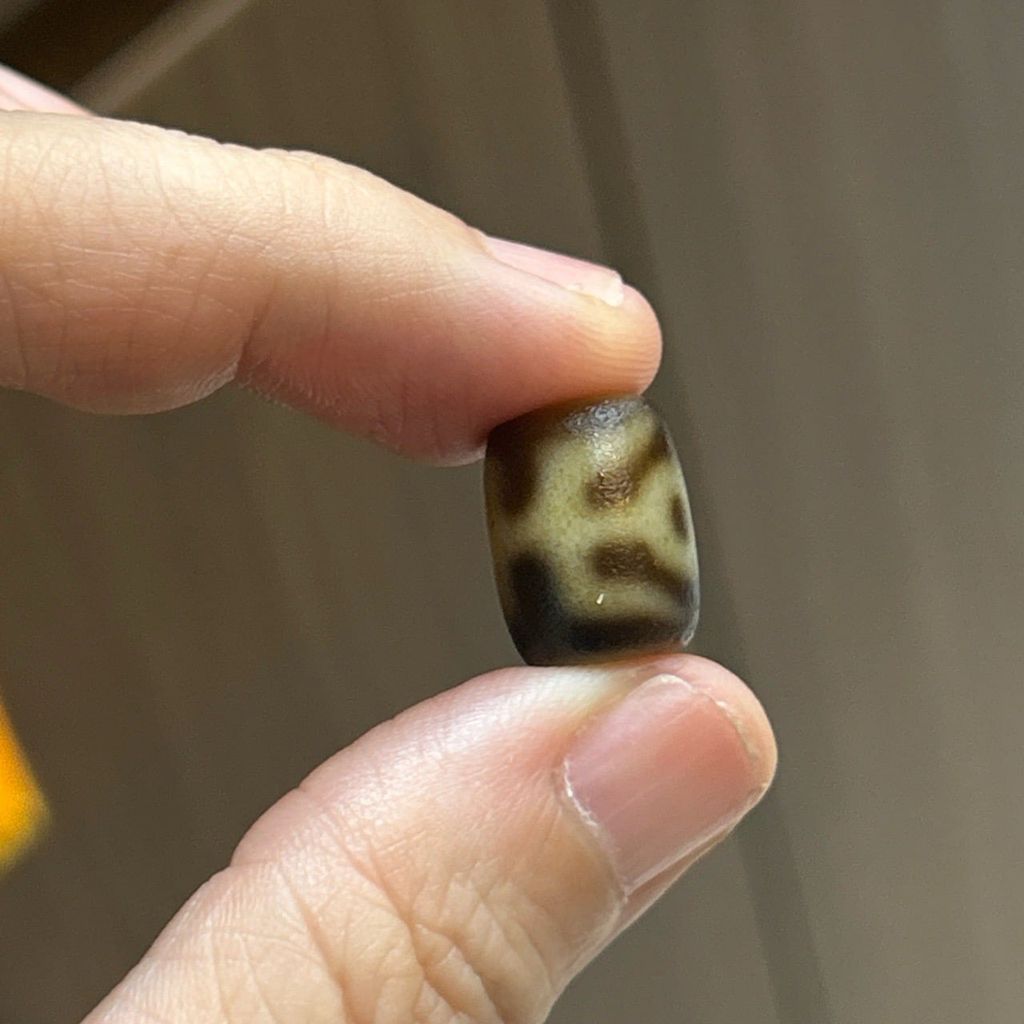 Dzi Quý Nhân ( NLIEU CHARM DZi 011 )