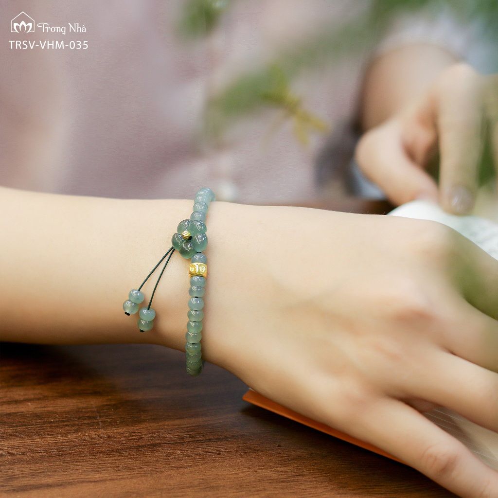 Vòng Tay Mai Ngọc Tâm An - Lam ngọc mix charm vàng khắc chú Om mani padme hum ( TRSV VHM 035 )
