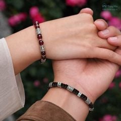 Vòng tay tết dây siêu biến chú Om Mani Padme Hum ( VHM 502 )