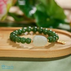 Vòng Ngọc bích charm ngọc khắc hình Phật ( TRSV VHM 037 )