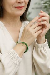 Vòng Ngọc bích charm ngọc khắc hình Phật ( TRSV VHM 037 )