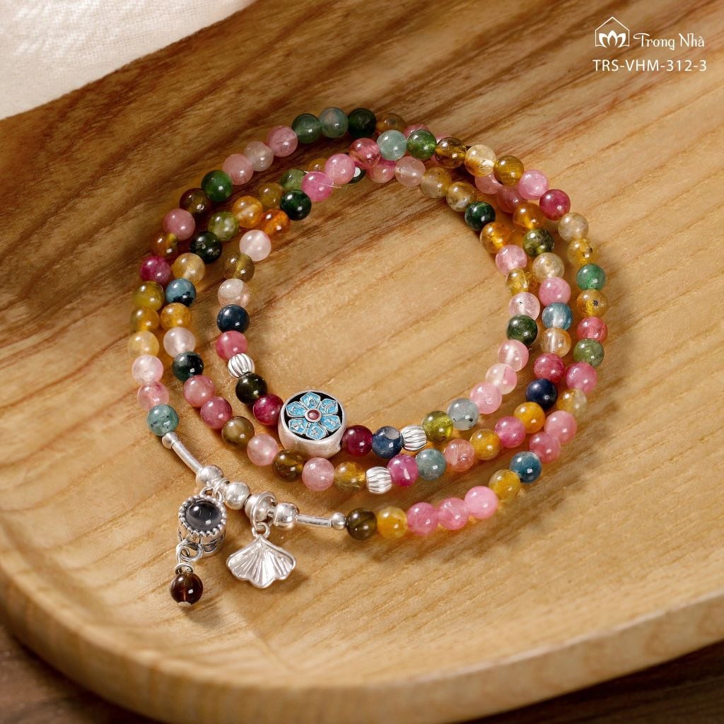Yêu điều không hoàn hảo - Vòng tourmaline cuốn 3 charm Phổ chiếu (TRS VHM 312 2)