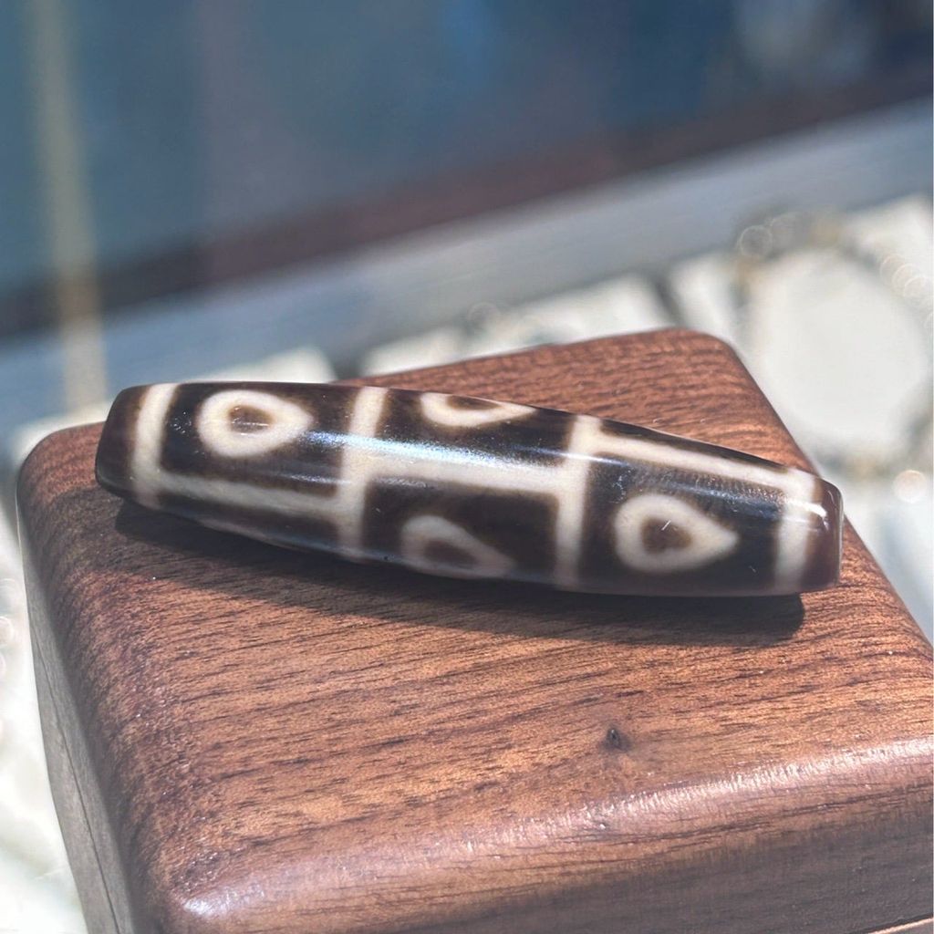 Dzi 9 mắt ( Dzi 060 )