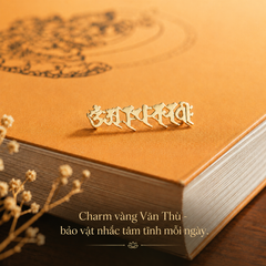 Charm vạn dặm bình an -  Om mani padme hum vàng TRSV CHARM 002