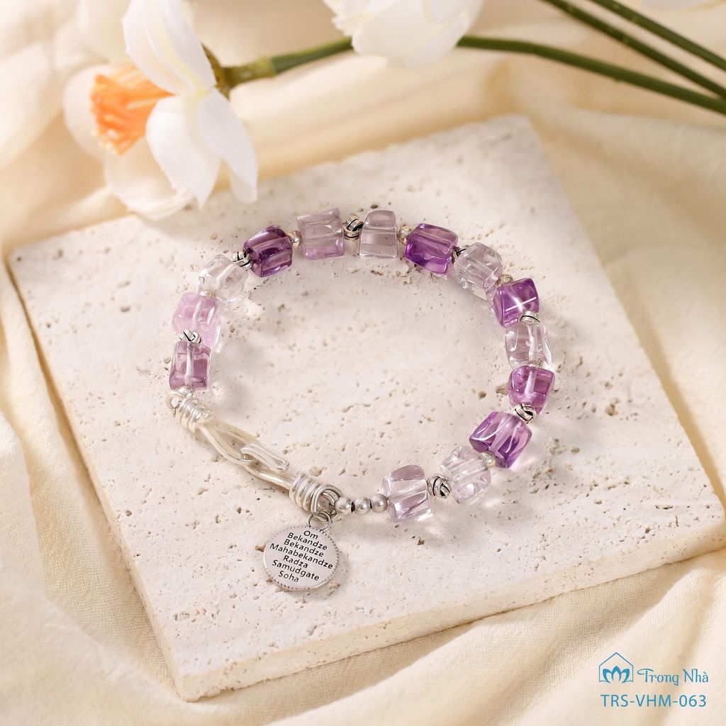 Vòng thạch anh tím charm dược sư ( TRS VHM 051 )