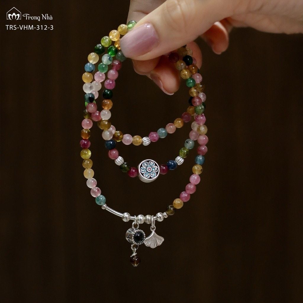 Yêu điều không hoàn hảo - Vòng tourmaline cuốn 3 charm Phổ chiếu (TRS VHM 312 2)