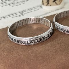 Vòng bạc khắc thần chú om mani padme hùm ( TRS VONG 011 )