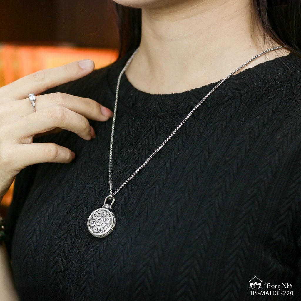 Mặt dây chuyền khắc chú Om Mani Padme Hum xoay ( MATDC 220 )