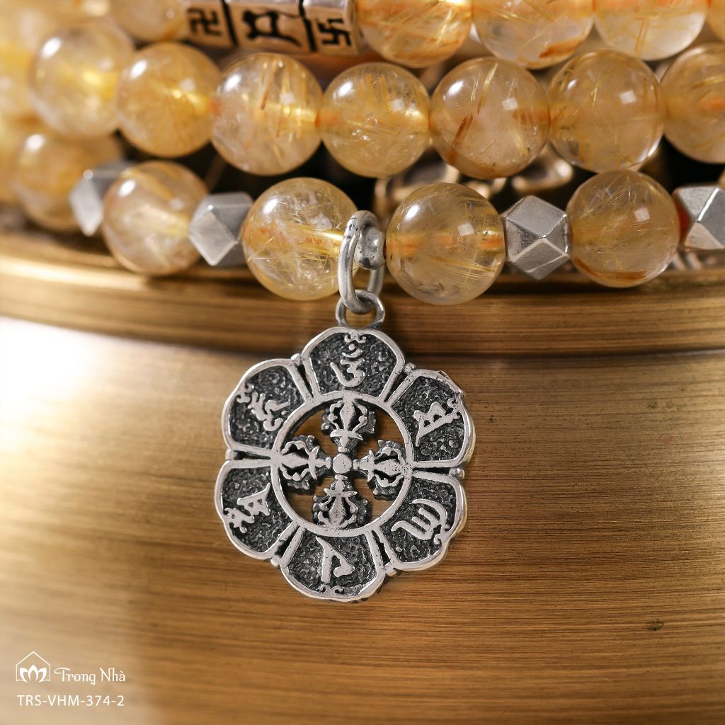 Vòng thạch anh tóc vàng cuốn 3 mix charm Om Mani Padme Hum (TRS VHM 324 2)